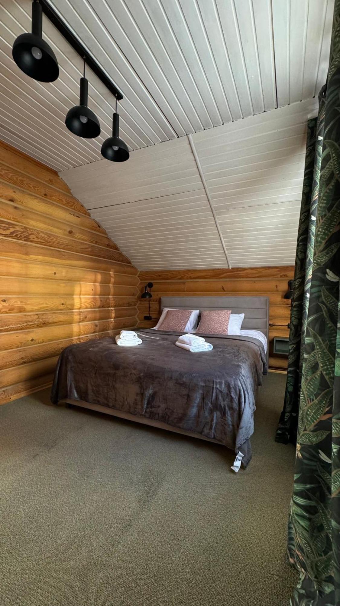 Krucha Hotel บูโคเวล ภายนอก รูปภาพ