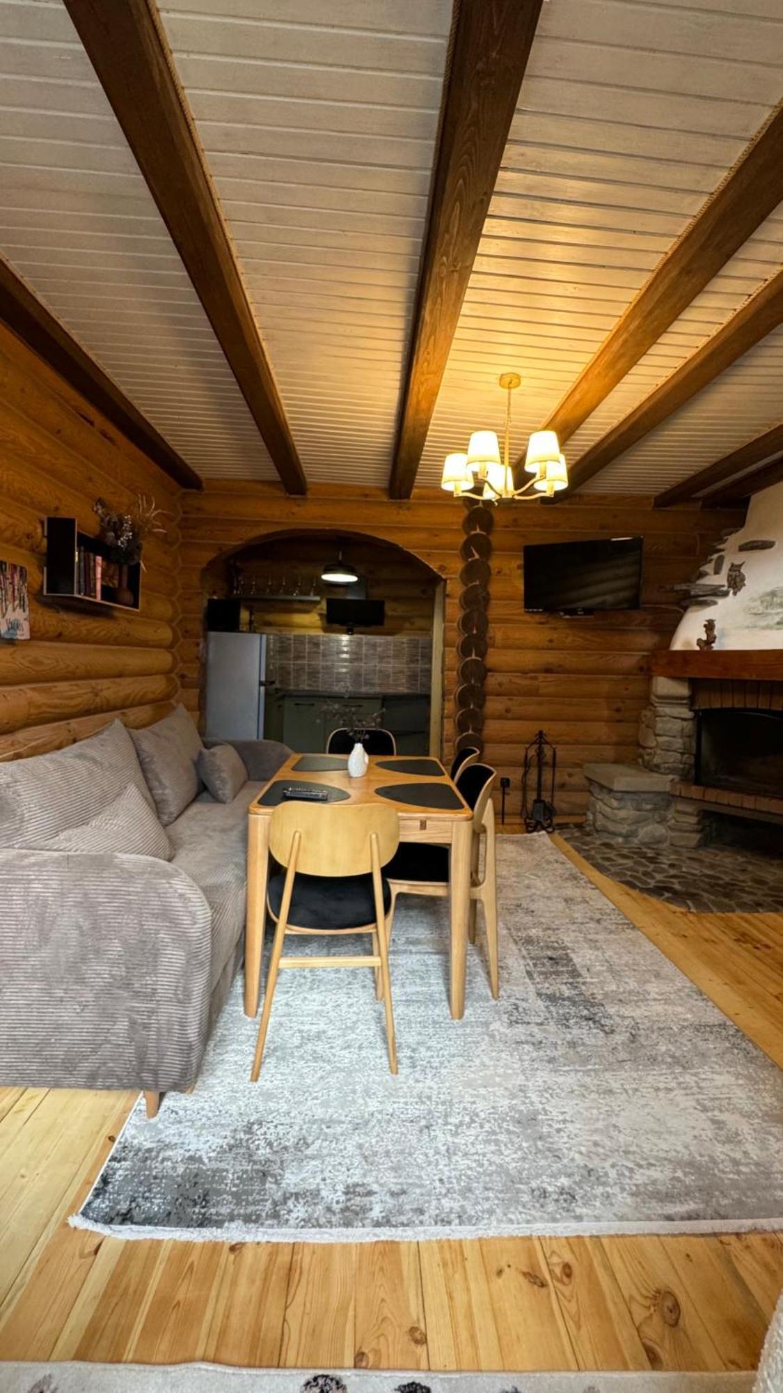 Krucha Hotel บูโคเวล ภายนอก รูปภาพ